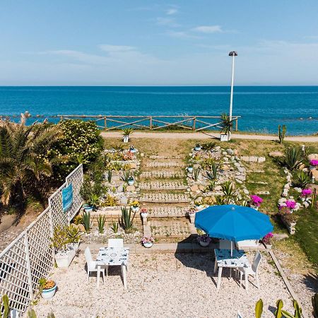 Capo dʼOrlando B&B Stella Marina מראה חיצוני תמונה